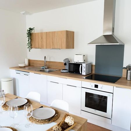 Appartement Cosy Avec Parking Prive A Saumur Bagian luar foto